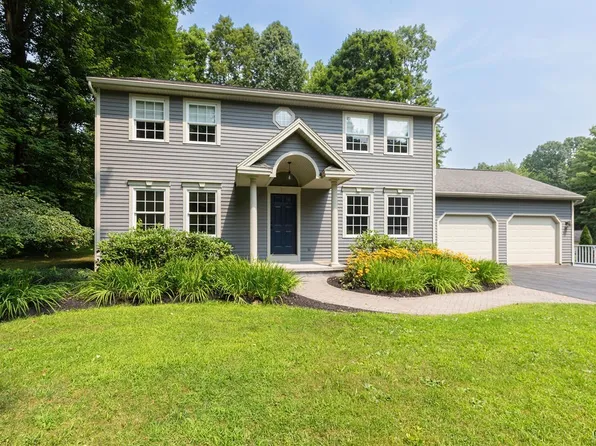 56 Wildwood Ave, Fulton, NY 13069
