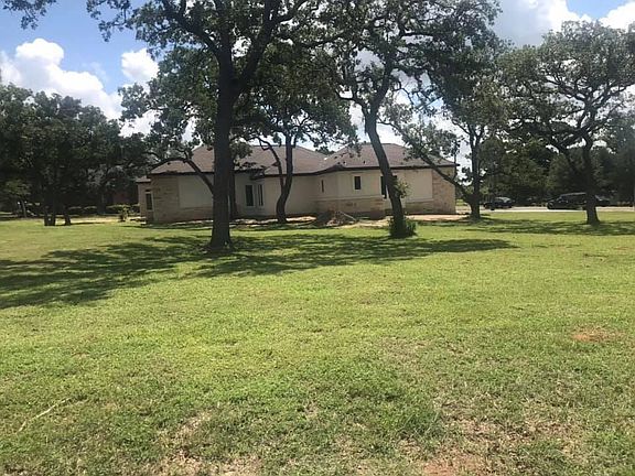 5th image of 106 Oak Ct