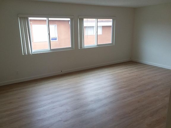 5th image of 2860 W 235th St APT 9