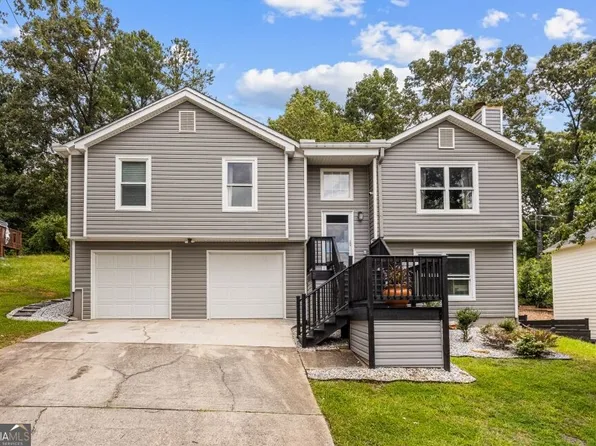 5756 Chisolm Trl, Atlanta, GA 30349