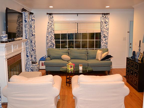 3rd image of 1207 Cooper Dr