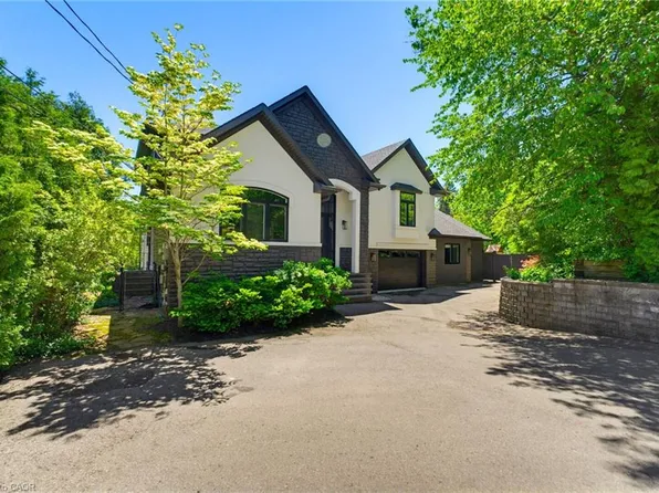 1316 Dundas St, Burlington, ON L7P 0S6