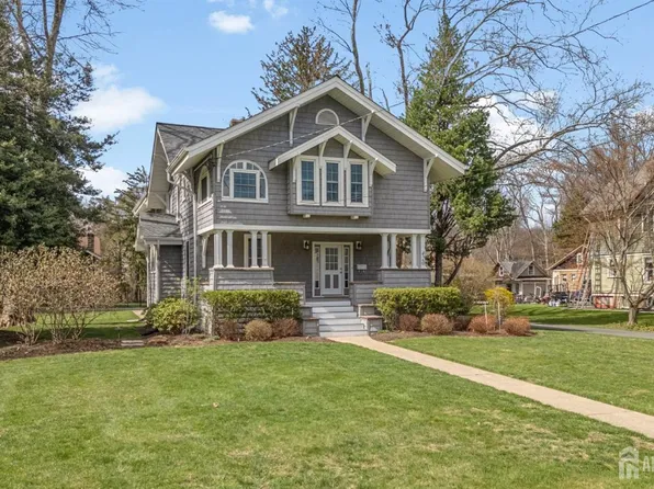 420 Mountainview Ter, Dunellen, NJ 08812