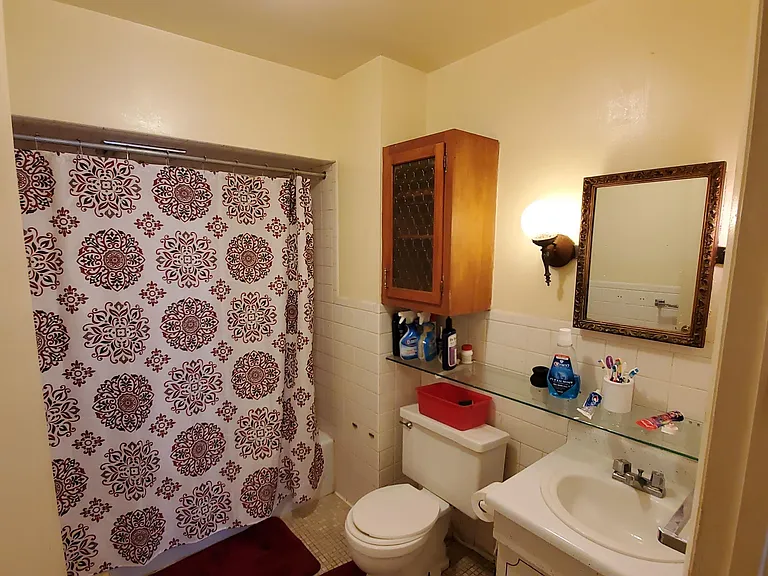 860 Railroad St #1 — Photo 10