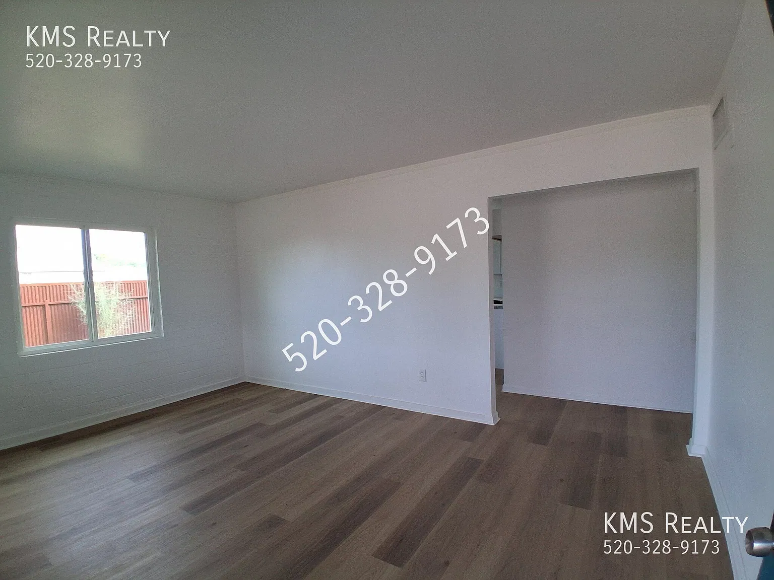 3 Bedroom 1 Bath- OWner/AGENT — Photo 3