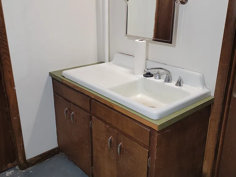 2139 N William Ave — Photo 11