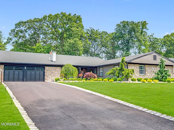 4th image of 2 Belaire Road