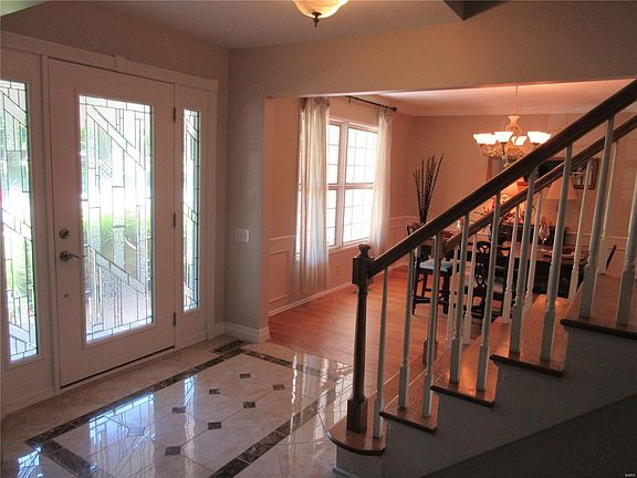 5th image of 404 Sunnyslope Dr