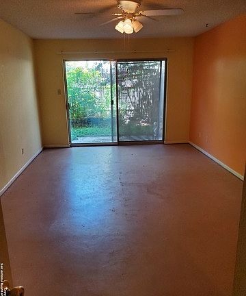 3rd image of 8915 Datapoint Dr APT 48C