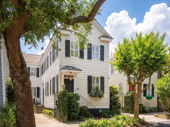 15 Elizabeth St, Charleston, SC 29403