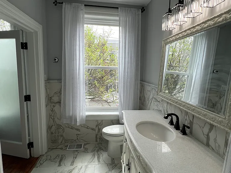 724 N 1st St — Photo 41