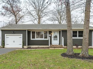 808 Alpine St, Forked River, NJ 08731