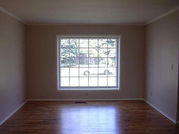 3rd image of 2196 Rolling Brook Ln