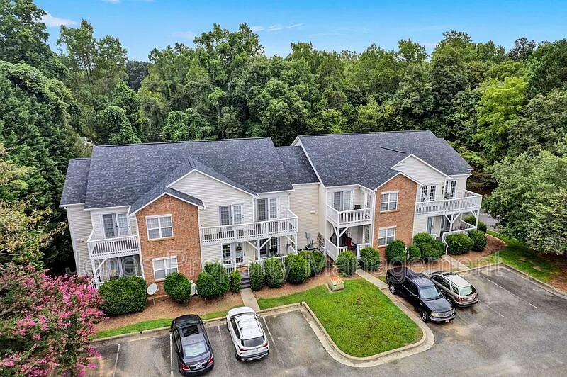 2 bed, 2.0 bath, 1125 sqft, $1,245 — Photo 3