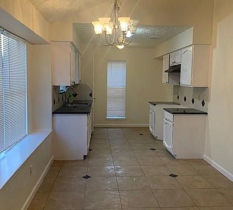 2nd image of 1215 Mossridge Dr