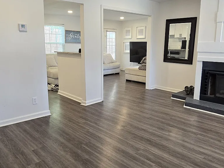 606 W Lake Ave NW — Photo 11