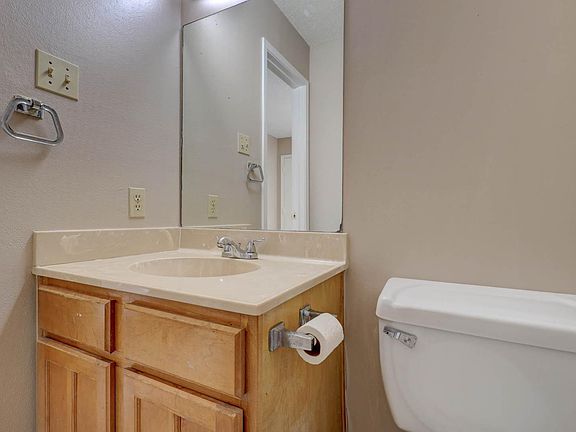 5th image of 4401 River Valley Dr APT 1204