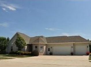 3321 Drake Ln, Appleton, WI 54913