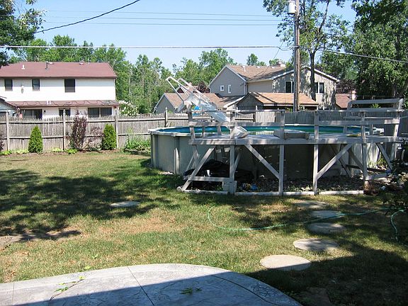 Heat Pool with Deck