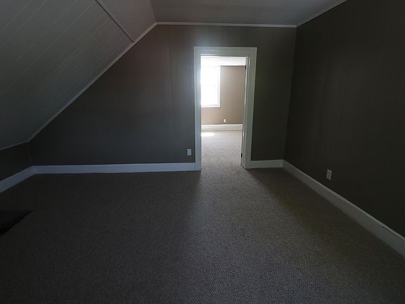 5th image of 301 Franklin Ave #2