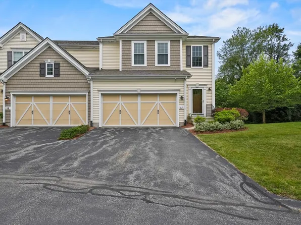 57 Kendall Ct #19, Bedford, MA 01730