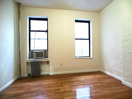 Rented by Sovereign Associates | media 23