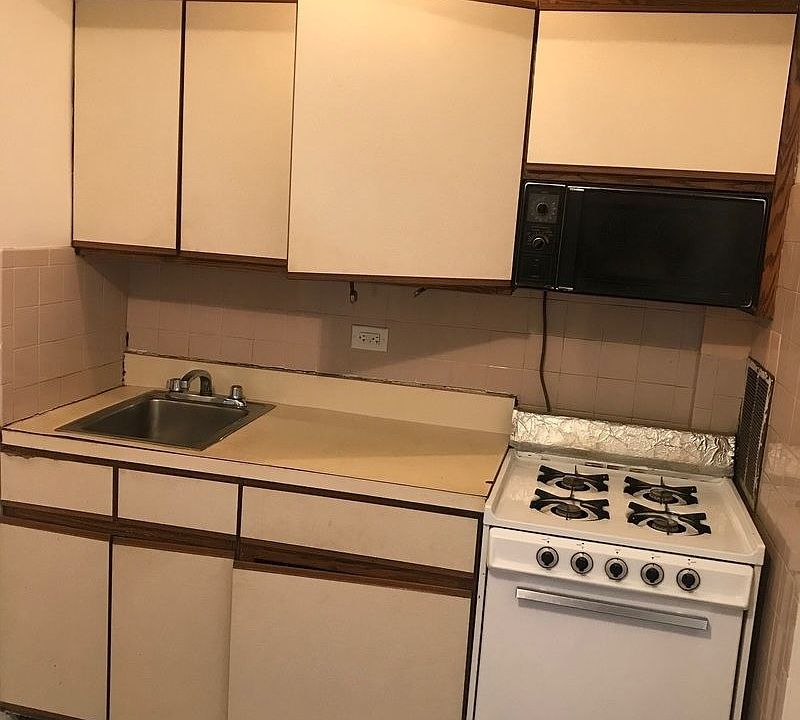 1st image of 142-10 Hoover Ave #219