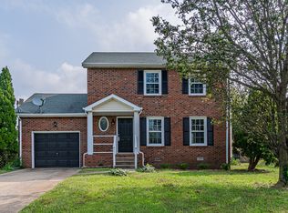 1213 Parkview Dr, Clarksville, TN 37042