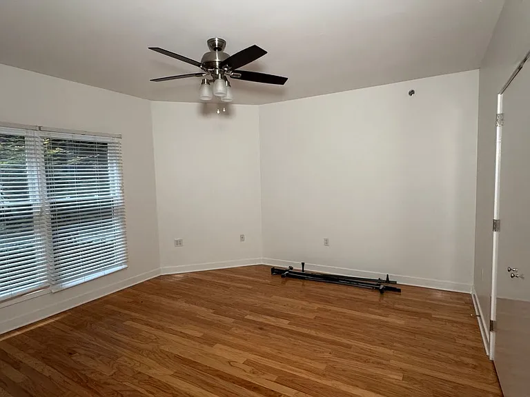515 E Capitol Ave #104 — Photo 5