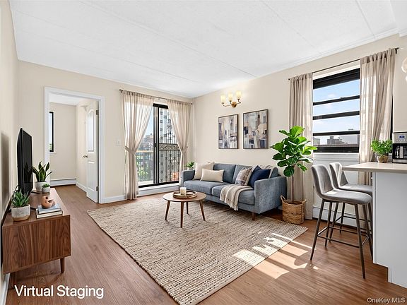 3rd image of 14468 38th Avenue #703