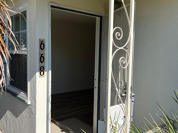 2nd image of 668 S 2nd Ave