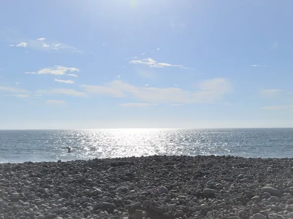 58 E Beach Rd, Westport, MA 02790