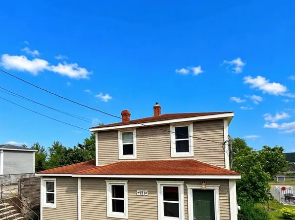 121 Memorial Drive, Clarenville, NL A5A1P7