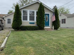 1405 Edgemere Rd, Wall Township, NJ 07719