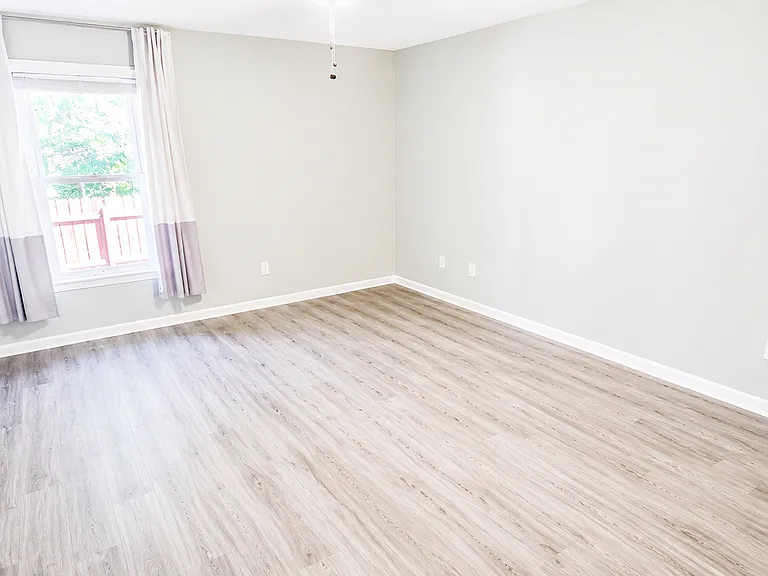 9608 Mason Creek Rd — Photo 15