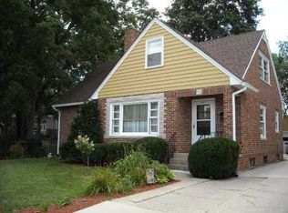 1711 1st Ave SW, Cedar Rapids, IA 52404