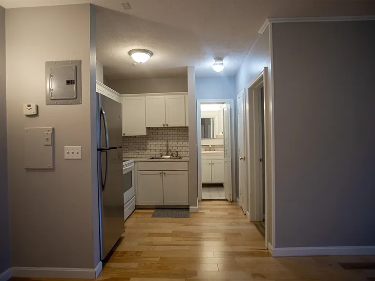 3 Tara Dr #4 — Photo 11