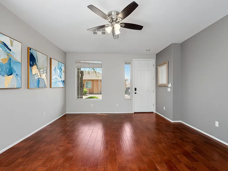 1231 S Amber St — Photo 8