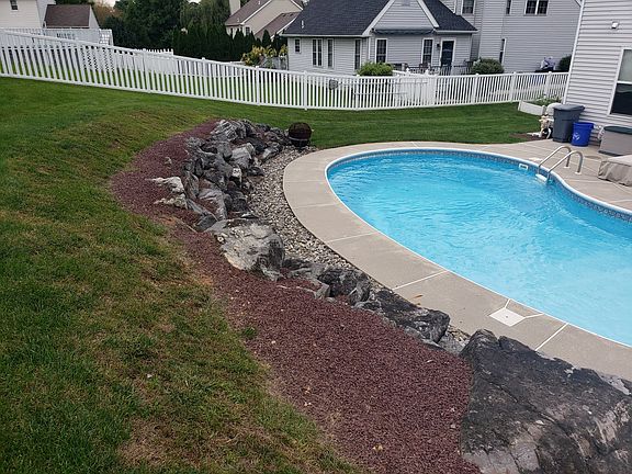 5th image of 4001 Donegal Dr