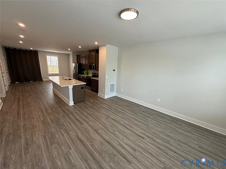 10144 All Star Blvd — Photo 8