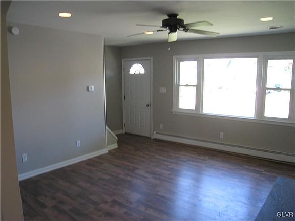 3rd image of 20 Wilden Dr N