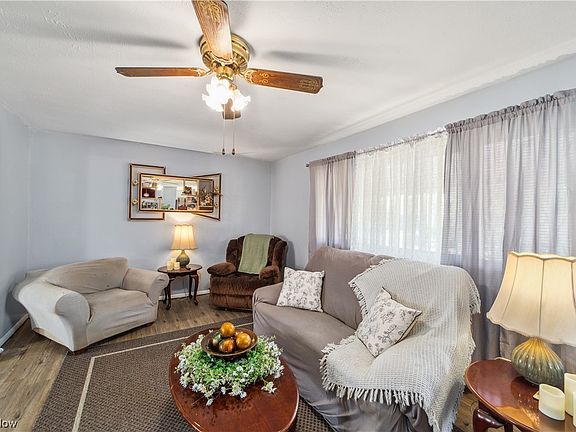 4th image of 6034 Michael Dr