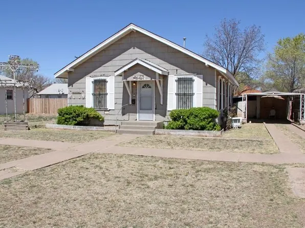 2105 7th Ave, Canyon, TX 79015