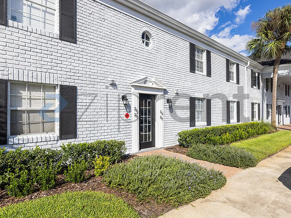 204 Lewfield Cir