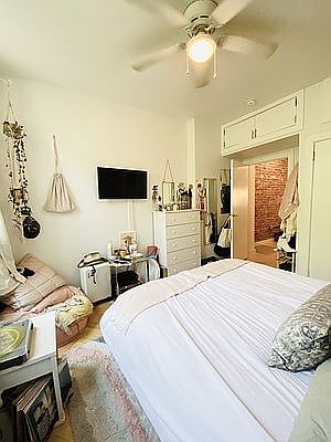 4th image of 310 Jefferson St APT 2R