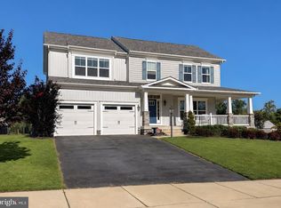 45242 Woodhaven Dr, California, MD 20619