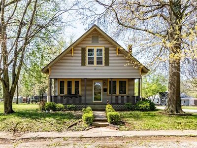 401 E Jackson St, Windsor, MO, 65360