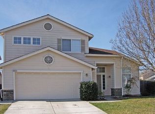 8025 Mackey Ct, Rohnert Park, CA 94928