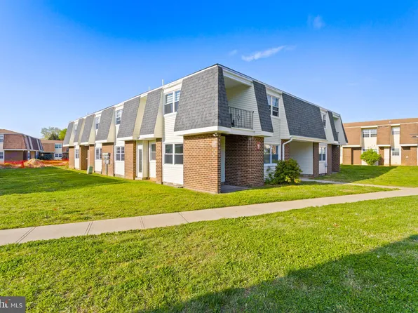 20-1 Florence Tollgate Pl, Florence, NJ