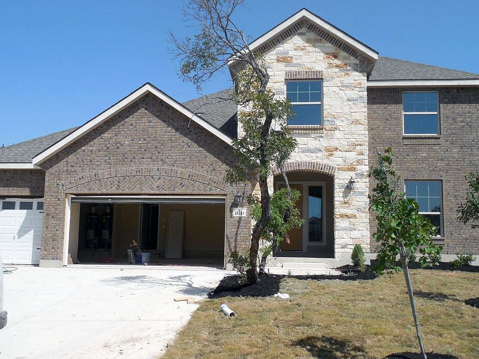 Exterior 1